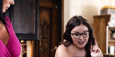 Mommy's Girl - lesbian clip