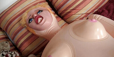 Tootsie's blonde video