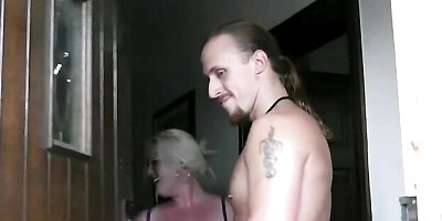 Large breasts porn with sexy baby girl from BBW Pickup