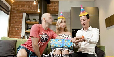 Money action with looking-good Iris Kis from Hunt4k