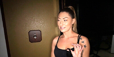 Big pussy bombshell sucking dick and being a happy hoe