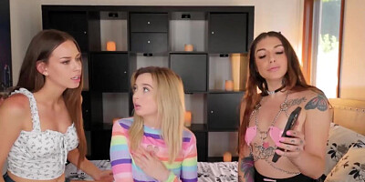 Stepsisters Brenna McKenna and Madi Meadows bang Lexi Lore