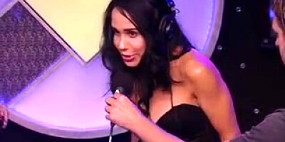 Octomom rails the sybian saddle