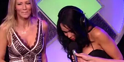 Octomom rails the sybian saddle