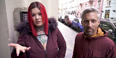 Glamour Sabien DeMonia at money clip