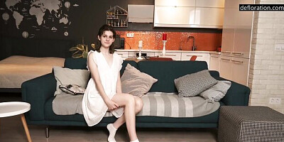 Marvelous Lili - brunette hottie video - Defloration TV