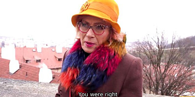Blooming Lady Z's granny sex video