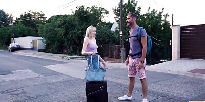 Watch cool Mimi Cica's trailer