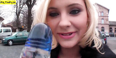 Bonny girl at hd action