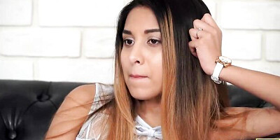 Watch marvelous Roxy Lips's action