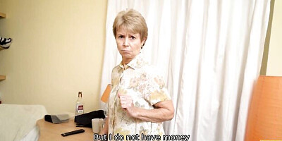 Fancy woman's masturbation action by Mature 4k