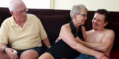 Stupefying Philandra - big ass trailer - Tugzone