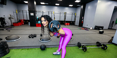 Great fitness whore is enjoying the biggest dick ever