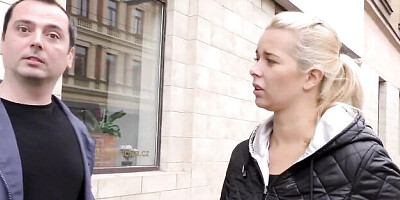 Lassie's blonde dirt