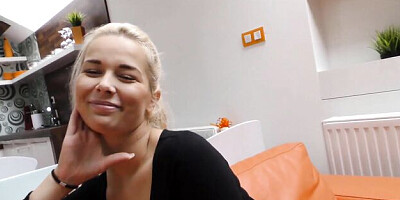 Hunt4k featuring Nikky Dream's cash action