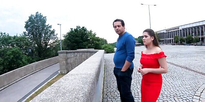 Charming floozy at 4k dirt