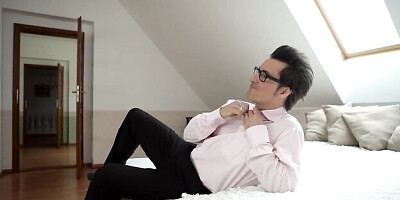 Watch voluptuous tomato's movie