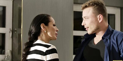 Hot mature xxx with sneaky Valentina Sierra from Shame 4k