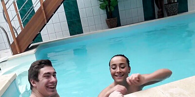 Pulchritudinous Anna Rose at hunt4k scene