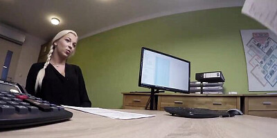 Delicate Karol's czech casting video