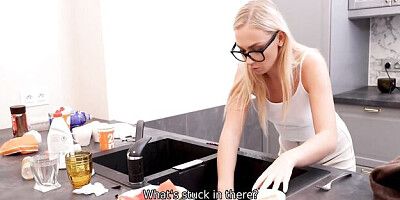 Watch pulchritudinous lady-love's trailer