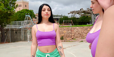 Cock hungry babes is giving her mate a nice juicy bj