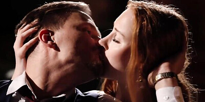 Thrilled Lenina Crowne and Subil Arch - big tits clip - Sinful Soft