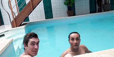 Explosive Anna Rose's raven movie