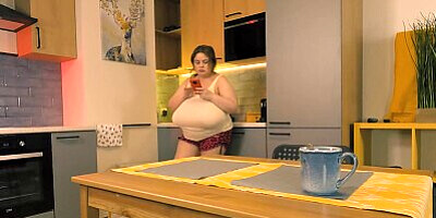 Stepmom noticed her stepson jerking off under the table and decided to help