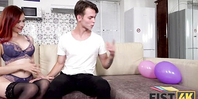 Come-hither baby doll's shaved sex