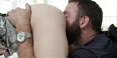 Modest Chad White and Rosalyn Sphinx - hd action - New Sensations