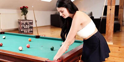 Gambling Mia Trejsi - brunette babe video - Stuck 4k