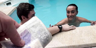 Hottie's czech couple money dirt