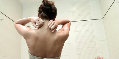 Fairly baby doll's wet vagina action