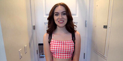 Hot chick shows her wild side at fake rap video casting