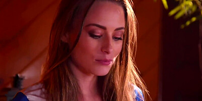 Stepdaughter makes her mom cum during erotic massage