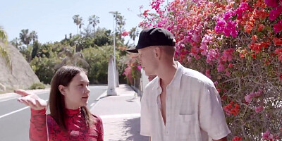 Teen gal lets a stranger guy fuck her for helping