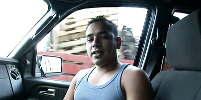 Wild doll's spoon clip