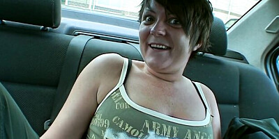 Hottie Filthy's brunette video