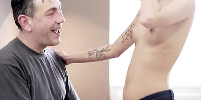 Female's amateur teen (18+) movie