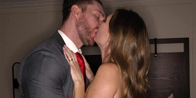 Lovely secretary blows her boss and fucks in the hotel room