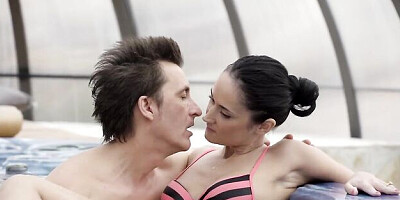 Sublime Angie's old young (18+) trailer