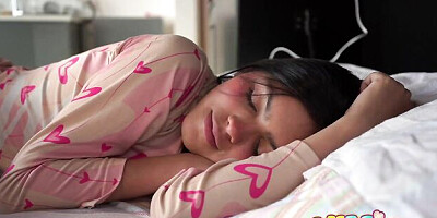 Enticing Mia's solo female trailer