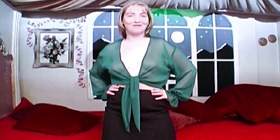 Lady's shaved action by Real Sex Pass