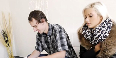 Teens for cash movie with inveigling patootie from Hunt4k