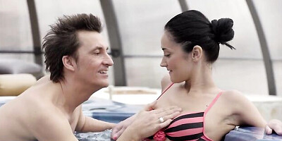 Angie's brunette video