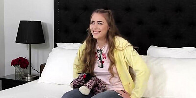 Newcomer decides to show the world why she's the campus slut