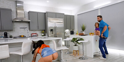 Teenage girl shares cock in an all roommate mating sesh