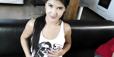 Reality smut with spicy Mora and E from Hunt4k