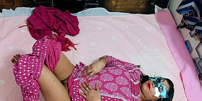 Indian couple are ready to record a steamy sex tape